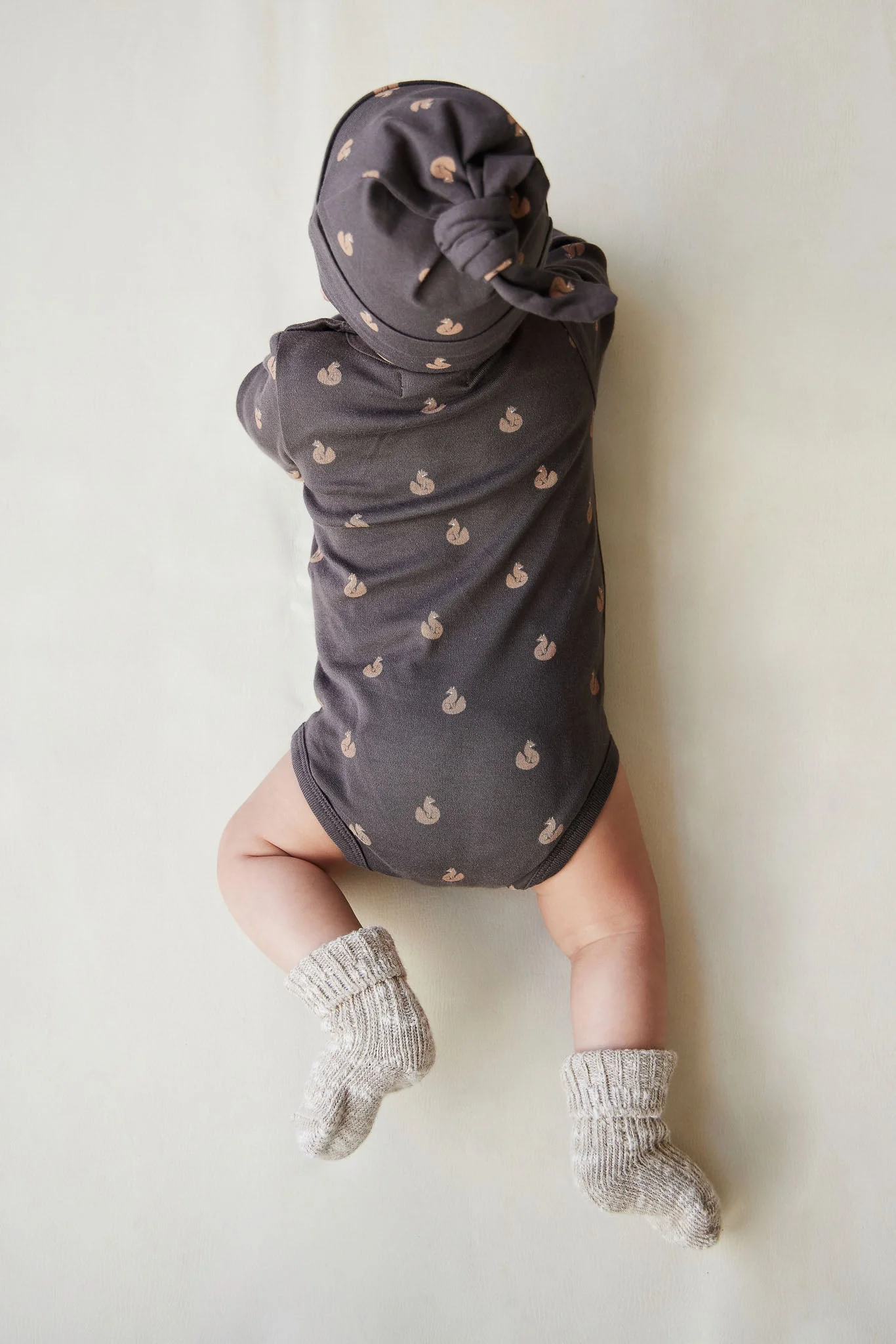Organic Cotton Knot Beanie - Fox Cubs Wolf - Image 5