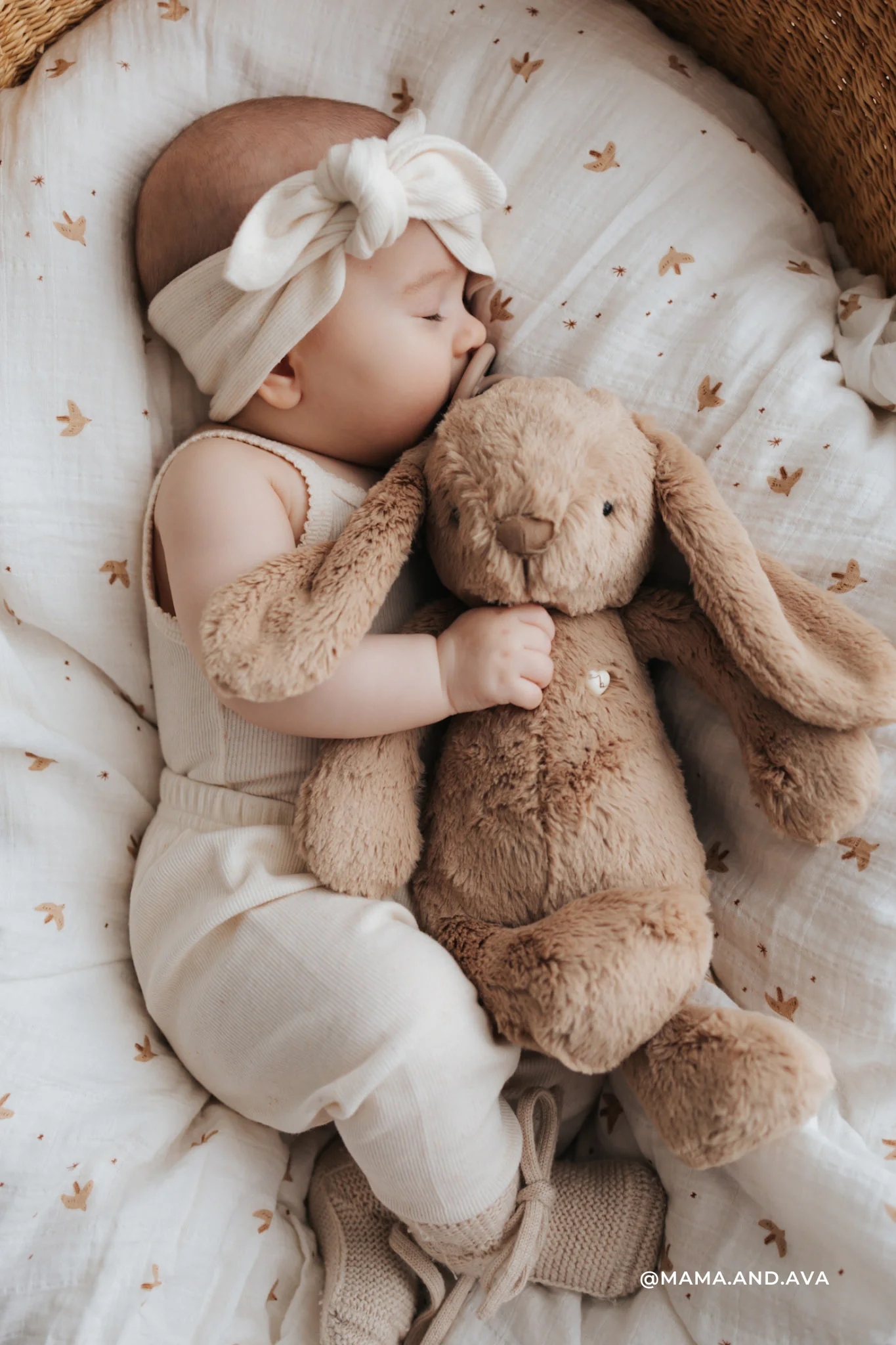 Snuggle Bunnies - Penelope The Bunny - Caramel - Image 2